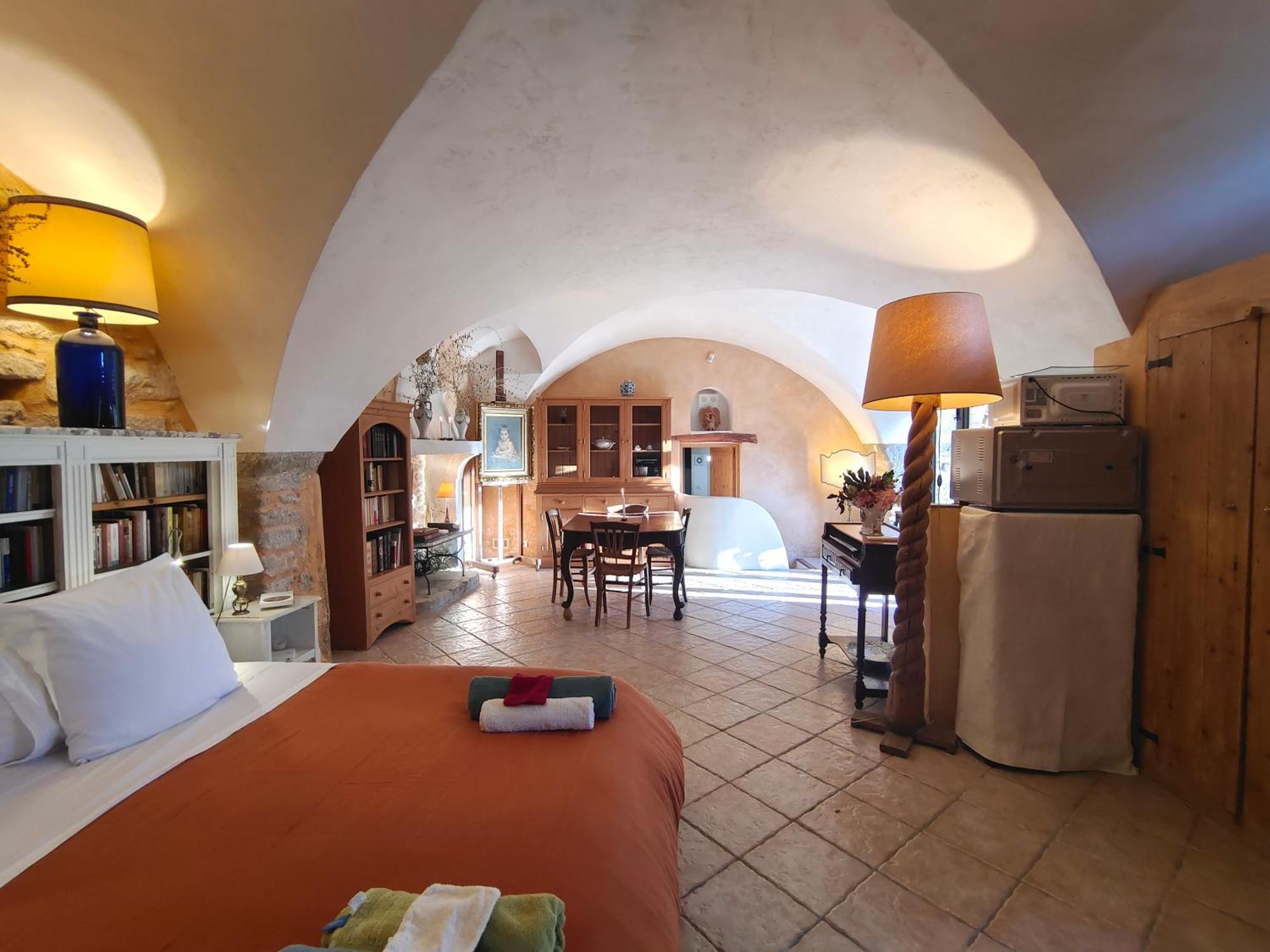 Rue Du Chateau A Cabrieres D'Avignon Bed & Breakfast エクステリア 写真